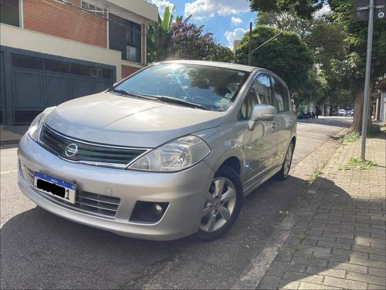 NISSAN TIIDA 1.8 SL 16V FLEX 4P MANUAL
